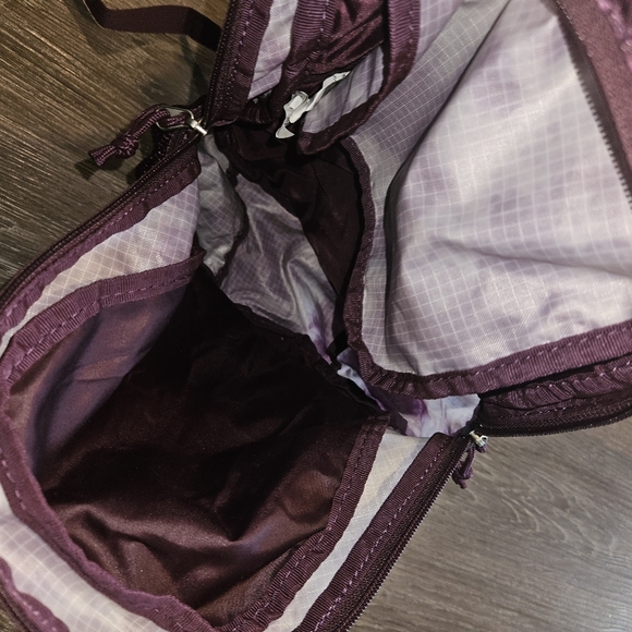 Eddie Bauer  stowaway packable sling - Picture 9 of 9